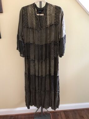 YOUNG THREADS Dress Maxi Brown Black Tiered Lace Embroidered Size Large